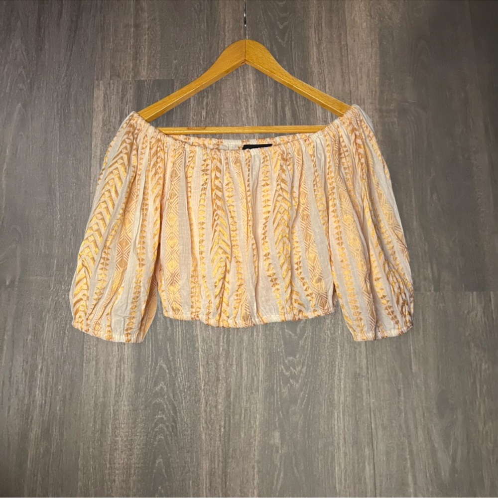 Fab’rik Off-the-Shoulder‎ Cropped Peasant Top Puff Sleeve